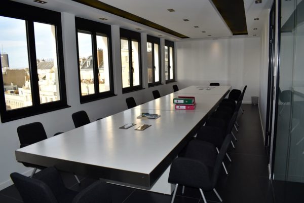 Bureaux-table-réunion-3