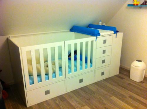 Chambre-bébé-enfant-lit-rangement-armoire-dressing-commode-surmesure-1